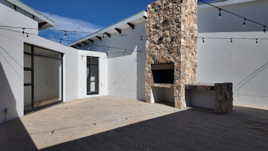 3 Bedroom Property for Sale in Stilbaai Wes Western Cape